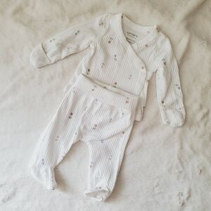 Carter's Baby Girl Floral Newborn Set